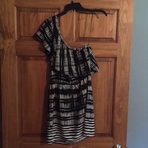 One Shoulder Express Dress